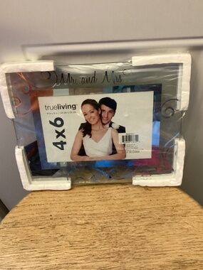Mr. & Mrs. 4x6 Picture Frame